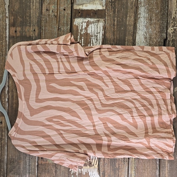 Nordstrom Tan & Brown Relaxed Fit T-Shirt, Size L - Picture 2 of 4